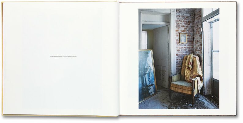 Alec Soth 'Sleeping by The Mississippi' - Image 12