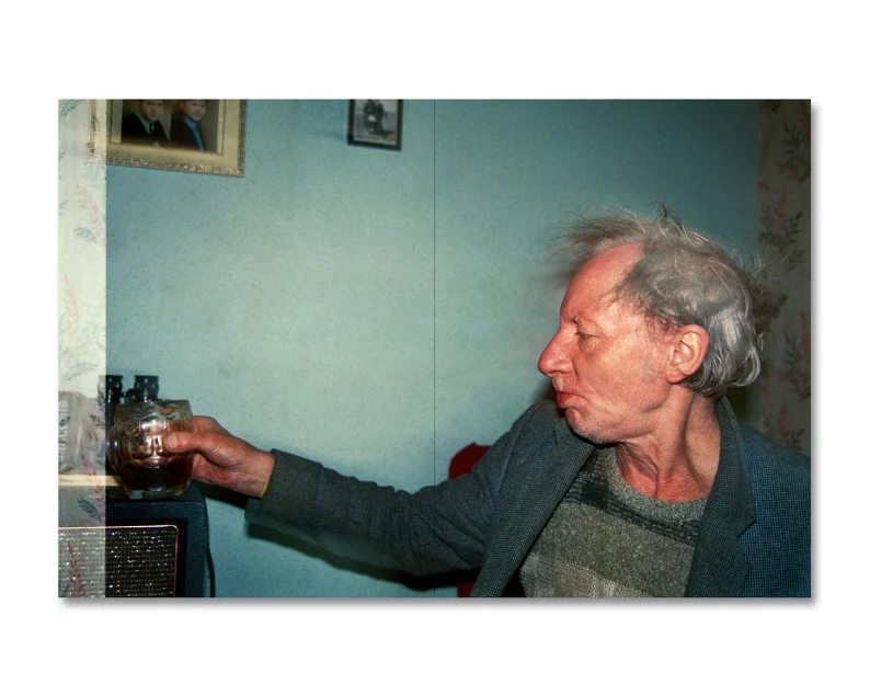 Richard Billingham 'Ray's a Laugh' - Image 9